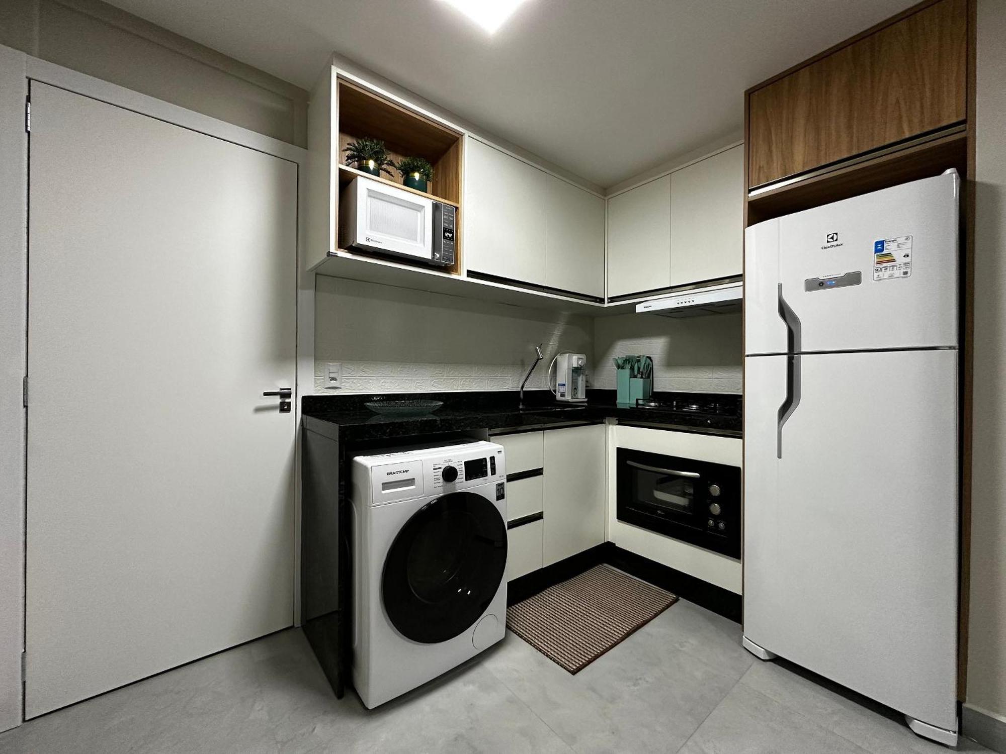 Po05- Suite| Centro| Garagem| Telas De Protecao Apartamento *