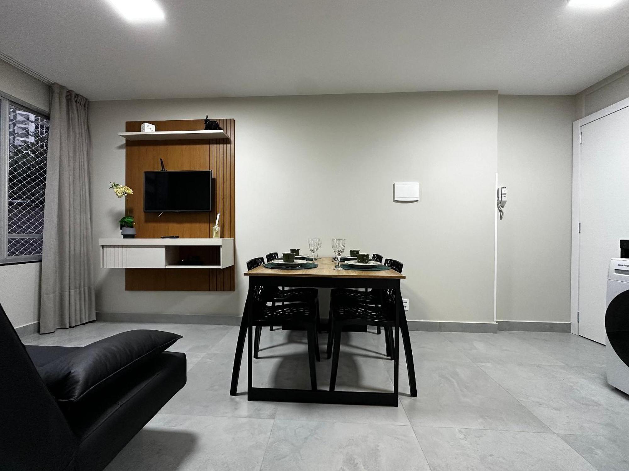 Po05- Suite| Centro| Garagem| Telas De Protecao Balneario Camboriu